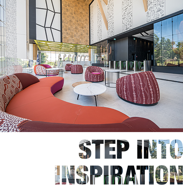 הלובי של קמפוס אמות חולון - step into inspiration